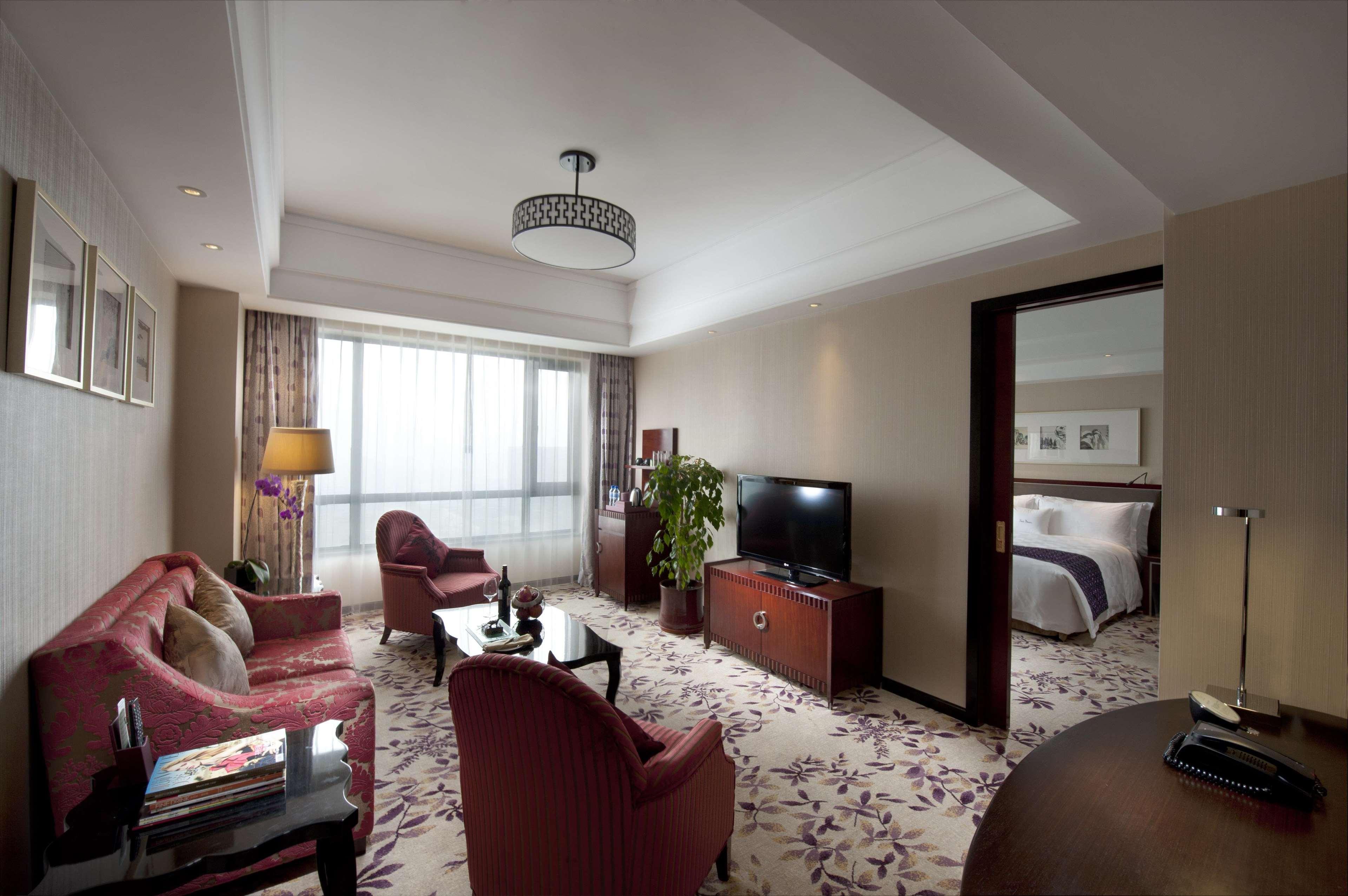 Doubletree By Hilton Wuxi Hotel Уси Екстериор снимка