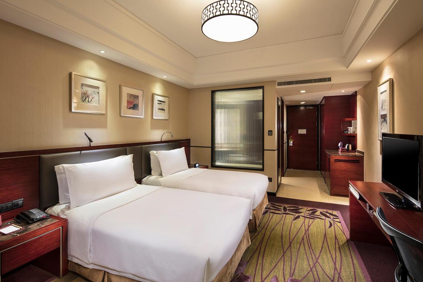 Doubletree By Hilton Wuxi Hotel Уси Екстериор снимка