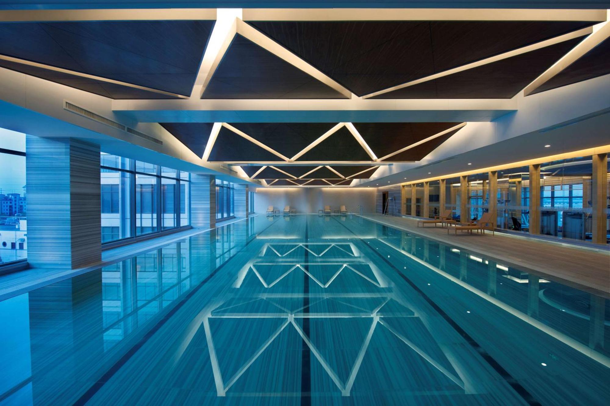 Doubletree By Hilton Wuxi Hotel Уси Екстериор снимка