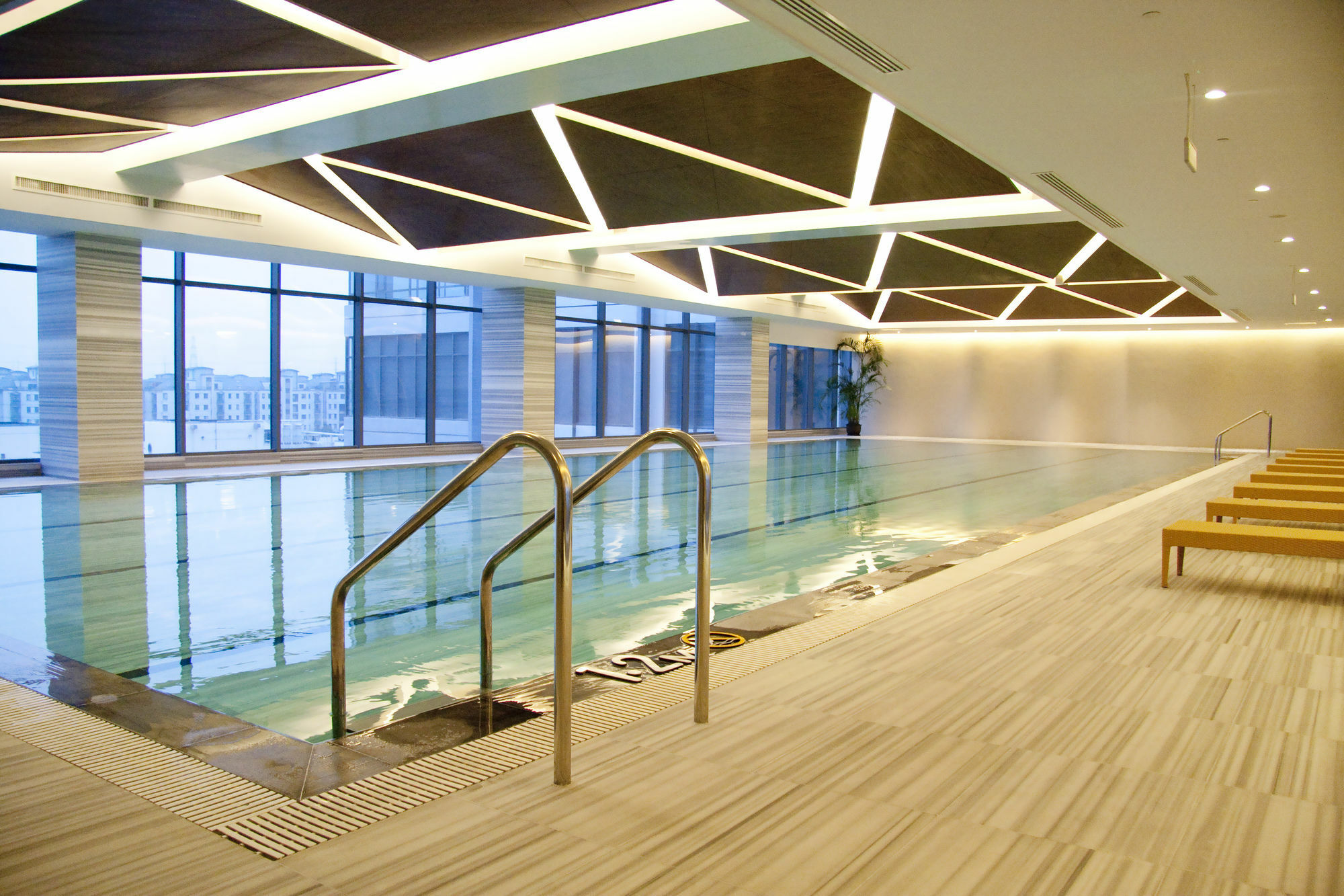 Doubletree By Hilton Wuxi Hotel Уси Екстериор снимка